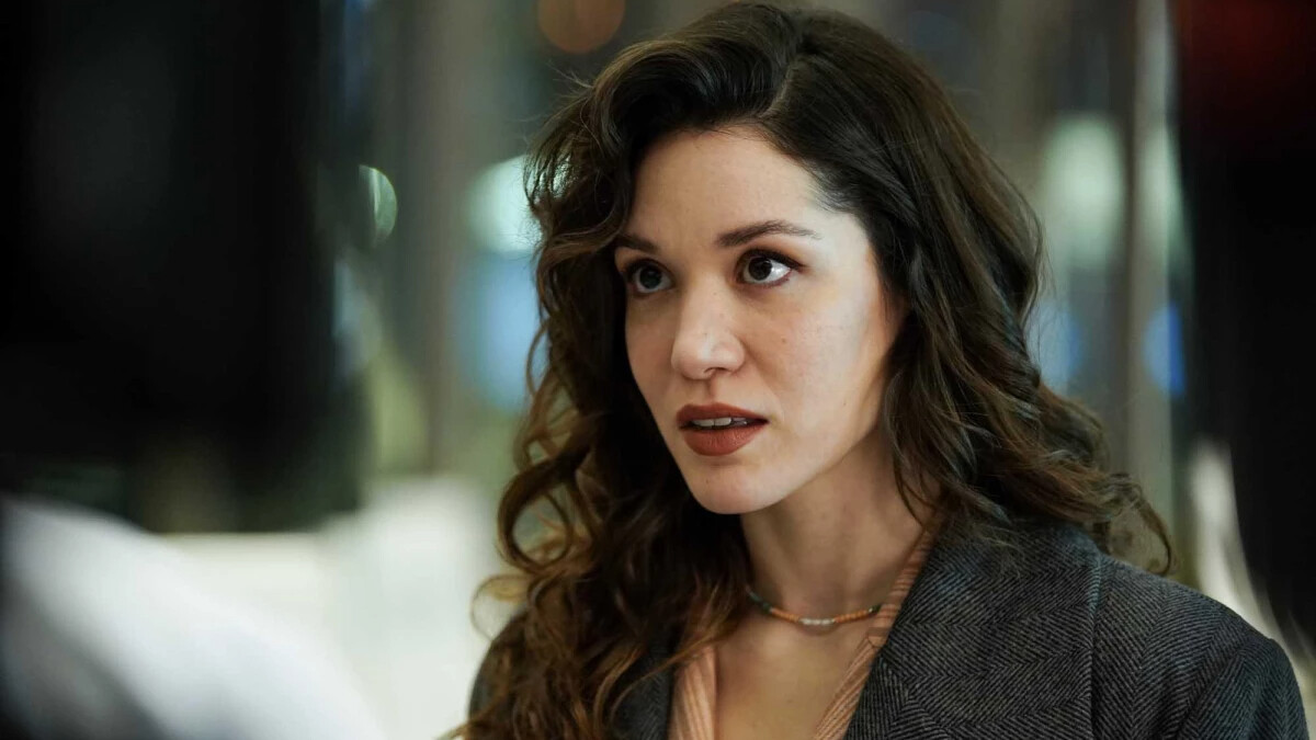 Hazal Subaşı’dan hamak pozu! Boylu boyunca uzandı…