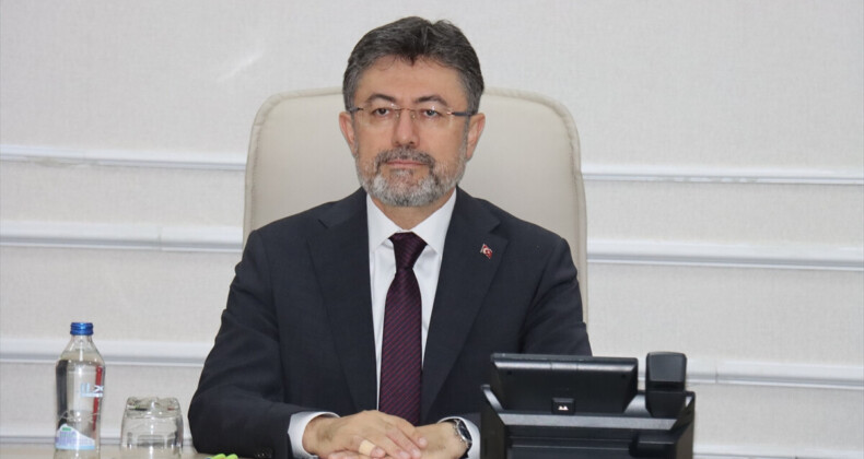 İbrahim Yumaklı: Deprem bölgesinde tarımsal üretimin sürekliliği desteklenecek