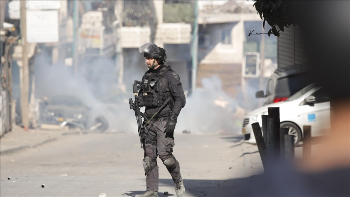 İsrail güçleri Doğu Kudüs’te Filistinli bir çocuğu ağır yaraladı