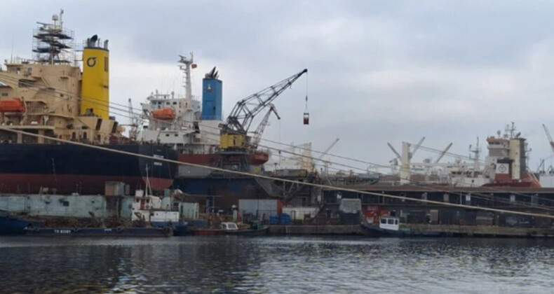 İstanbul tersaneler bölgesinde gemide patlama! 1 ölü, 1 yaralı