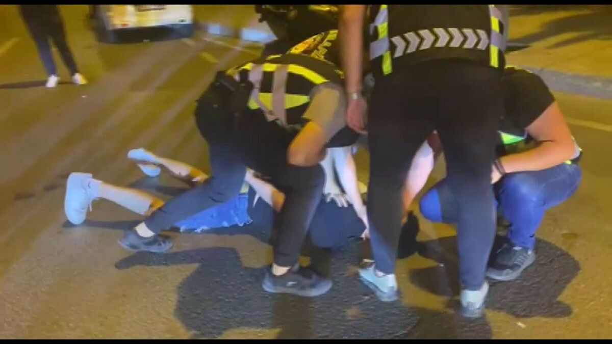 İstanbul’da denetime takılan genç ekiplere hakaret etti