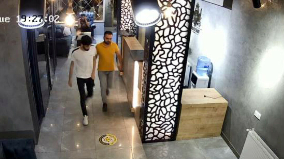 İstanbul’da fuhuş cinayeti! Doktorun otel odasında öldürüldüğü anlar kamerada