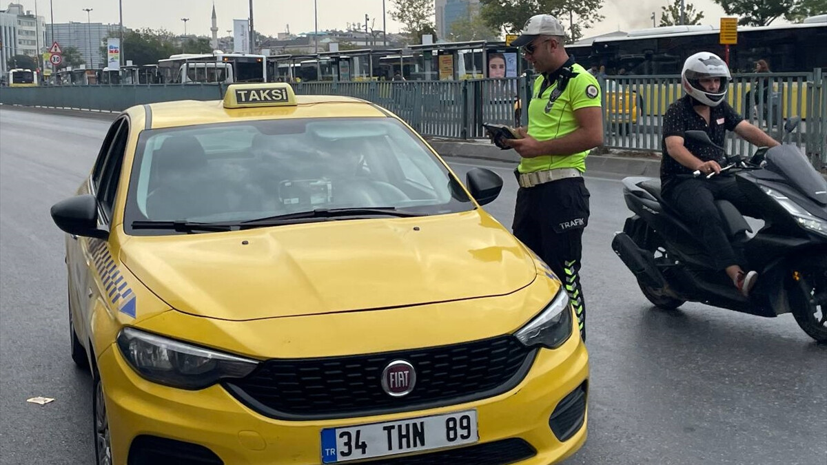 İstanbul’da taksicilere yönelik denetim devam ediyor