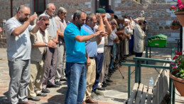 İstanbul’da taksiciyle kavgasında hayatını kaybeden Faslı adam İznik’te defnedildi