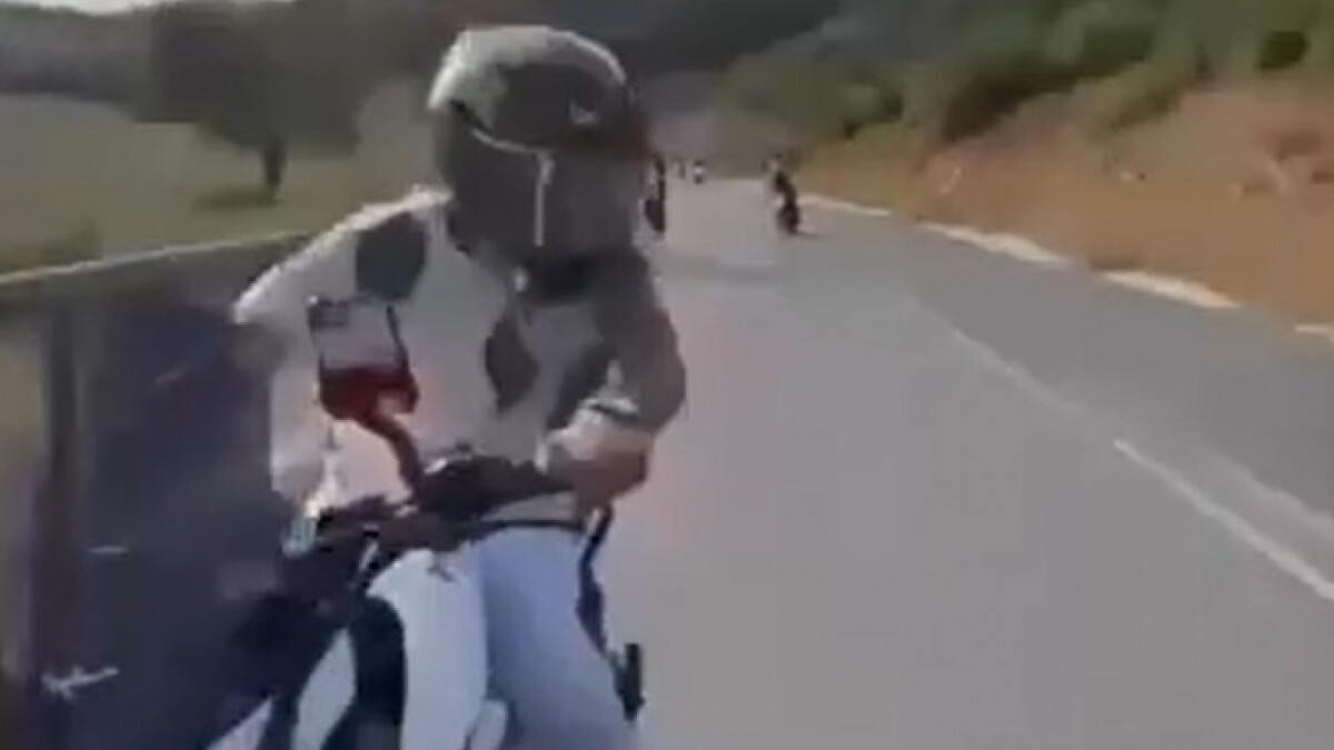 İstanbul’da zikzak yapan motosiklet kazaya neden oldu: 2 ölü