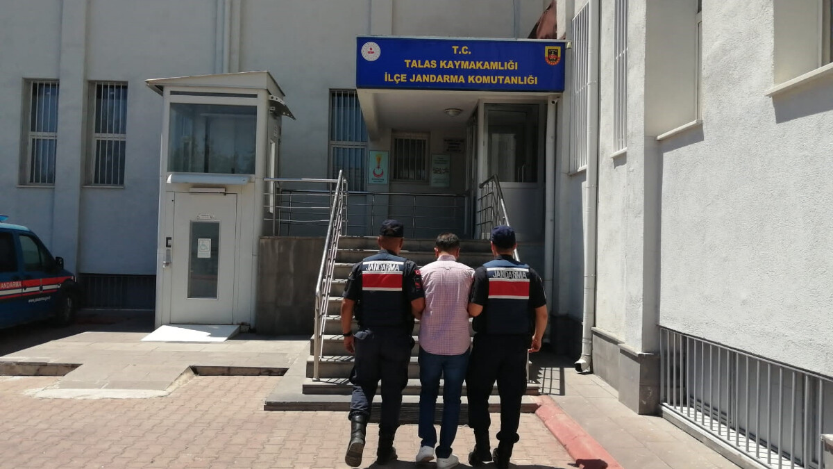 Kayseri’de FETÖ üyesi ihraç emniyet müdürü yakalandı