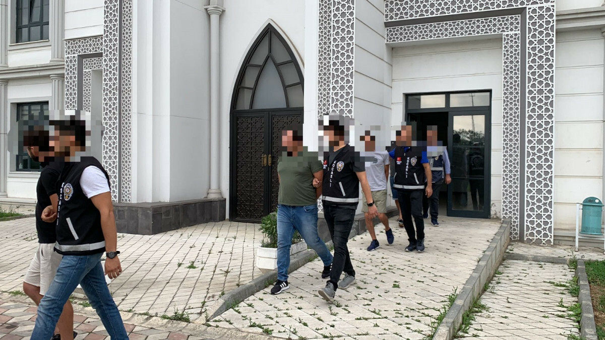 Kocaeli’de 329 bin TL ve 2 kilo altın çalan şüpheliler yakalandı