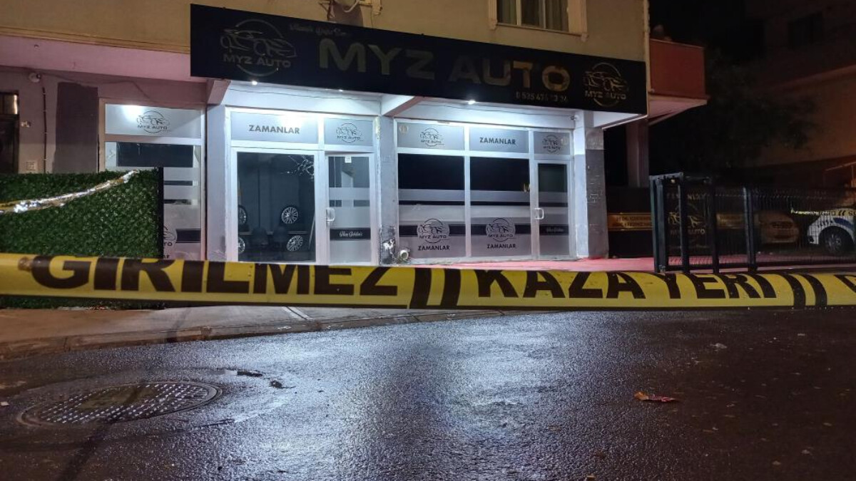 Kocaeli’de oto galeriyi kurşunlayıp kaçtılar