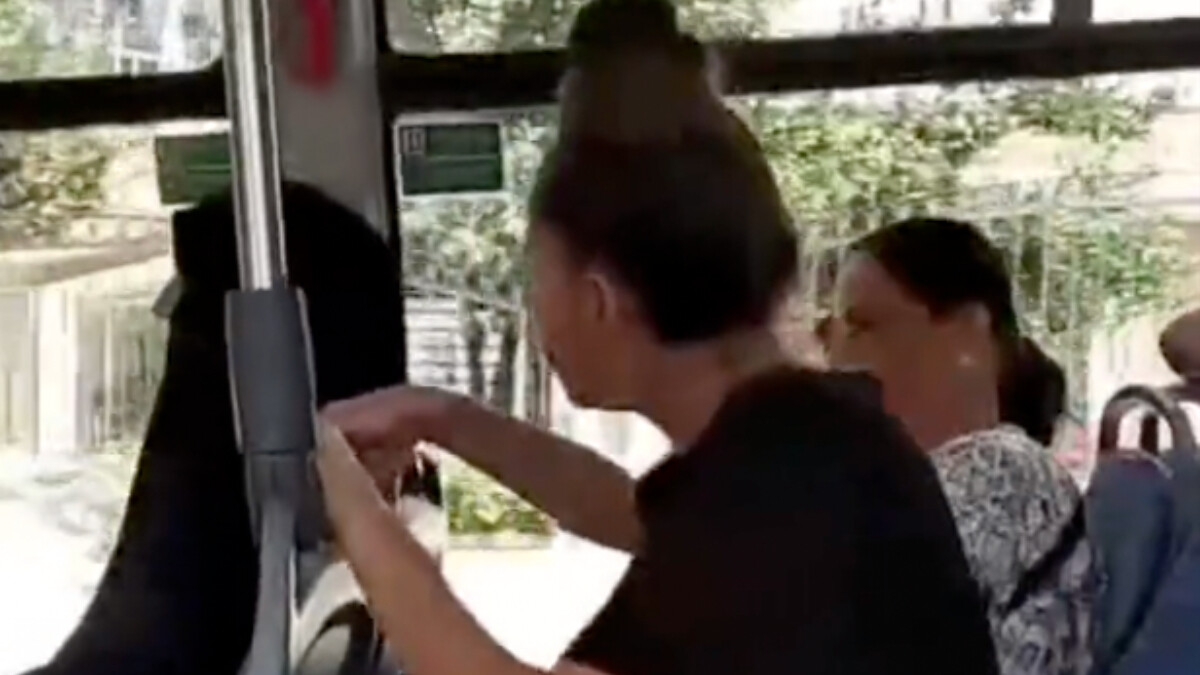 Kocaeli’de tesettürlü kadına çirkin saldırı