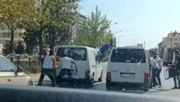 Konya’da trafikte kavga! Ortalık savaş alanına döndü