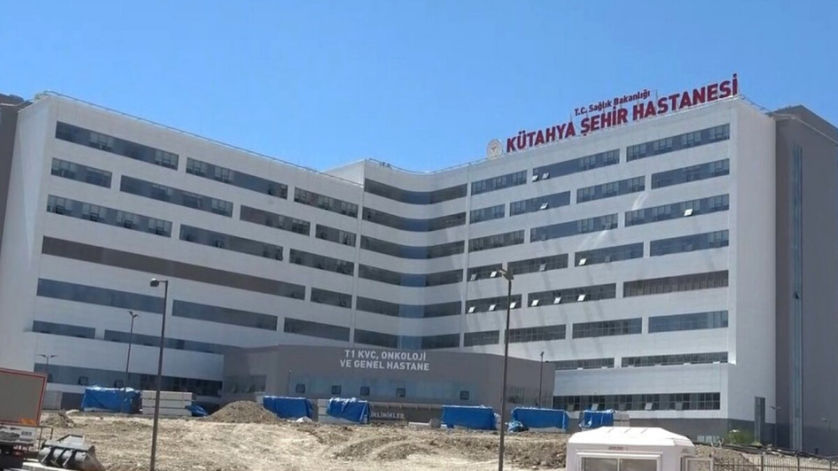 Kütahya Şehir Hastanesi açılışa gün sayıyor