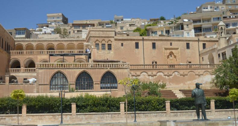 Mardin’de sıcaklık turizmi vurdu… Ziyaretçi sayısı azaldı