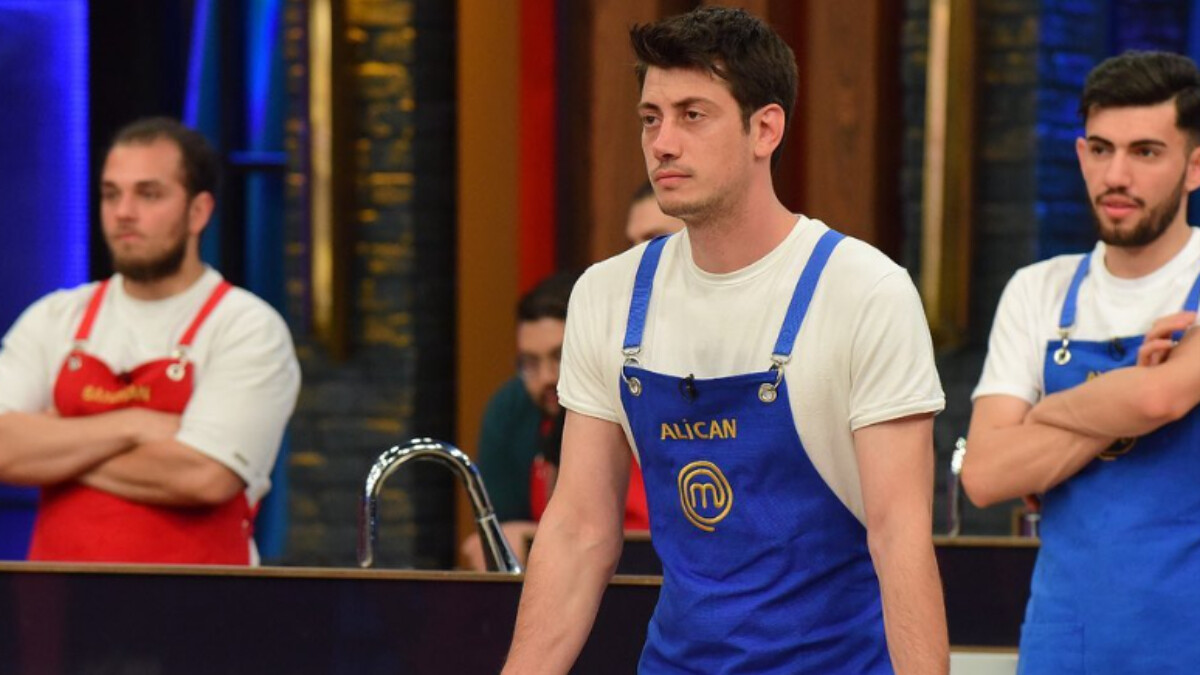MasterChef Alican sevgilisi bakın kimmiş! Bikinili kareleri sosyal medyayı salladı: “Çok şanslı adamsın”
