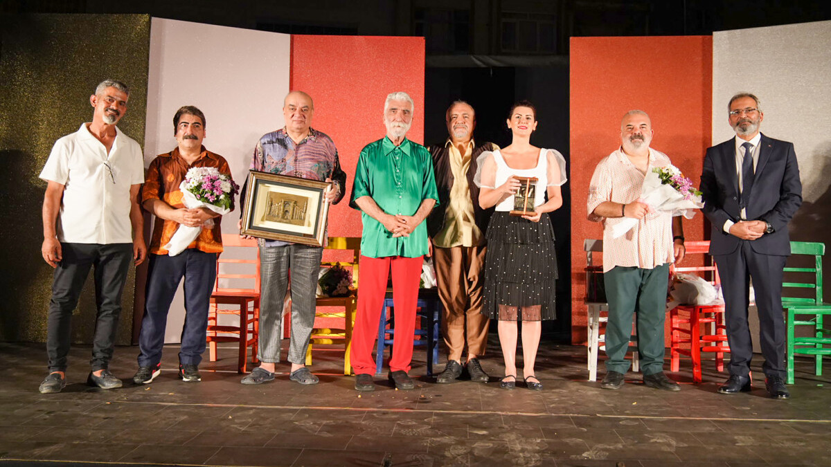 Mersin Valiliği ‘tiyatro oyunu’ için inceleme başlattı