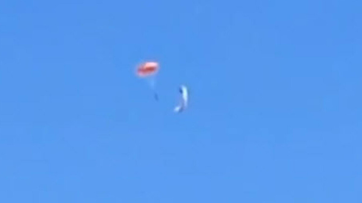 Muğla’da ipi dolanan pilotu, yedek paraşüt kurtardı