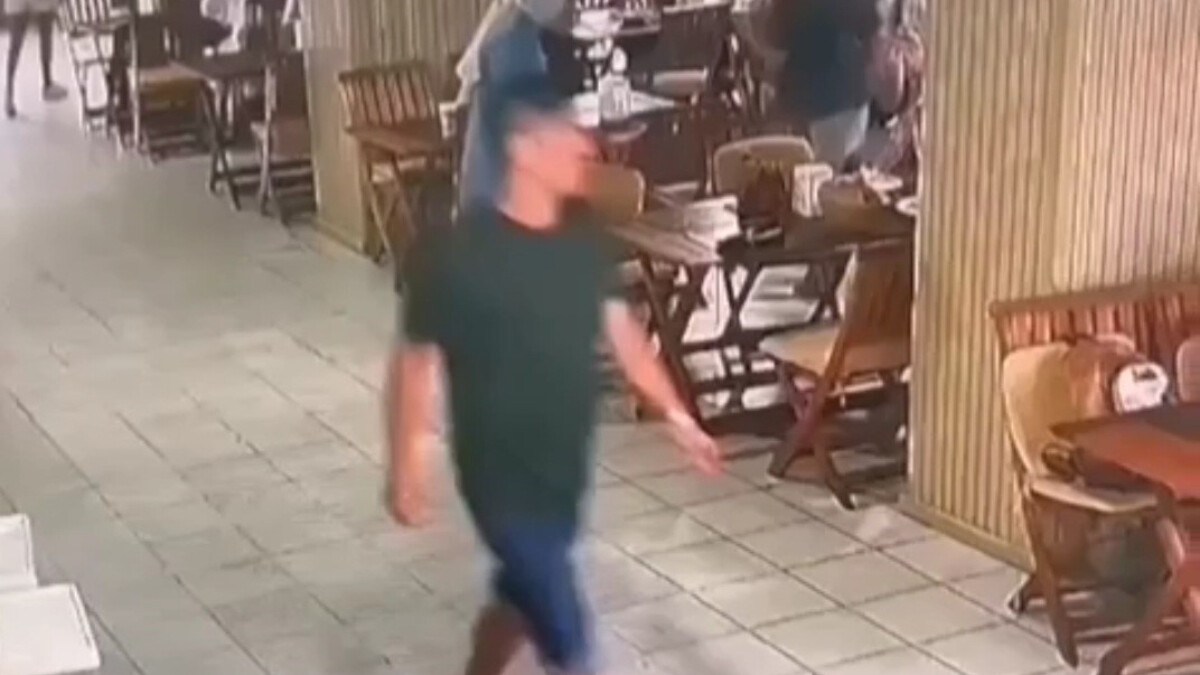 Muğla’da karnını doyurduğu otelde turistlerin parasını çaldı