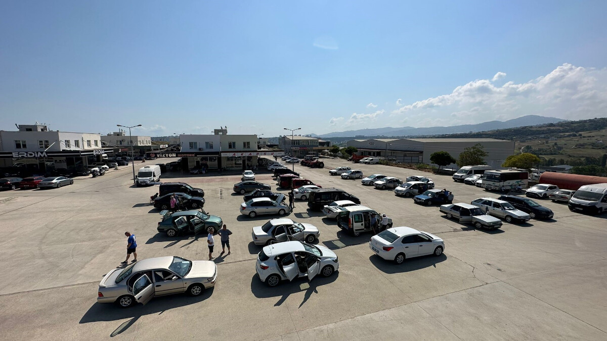 Satıcılar şikayetçi! Samsun’da ikinci el oto pazarı boş kaldı