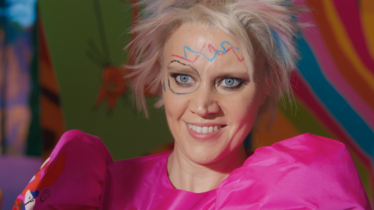 “Tuhaf Barbie”yi gerçekte görenler vuruldu! “Hi güzellik”