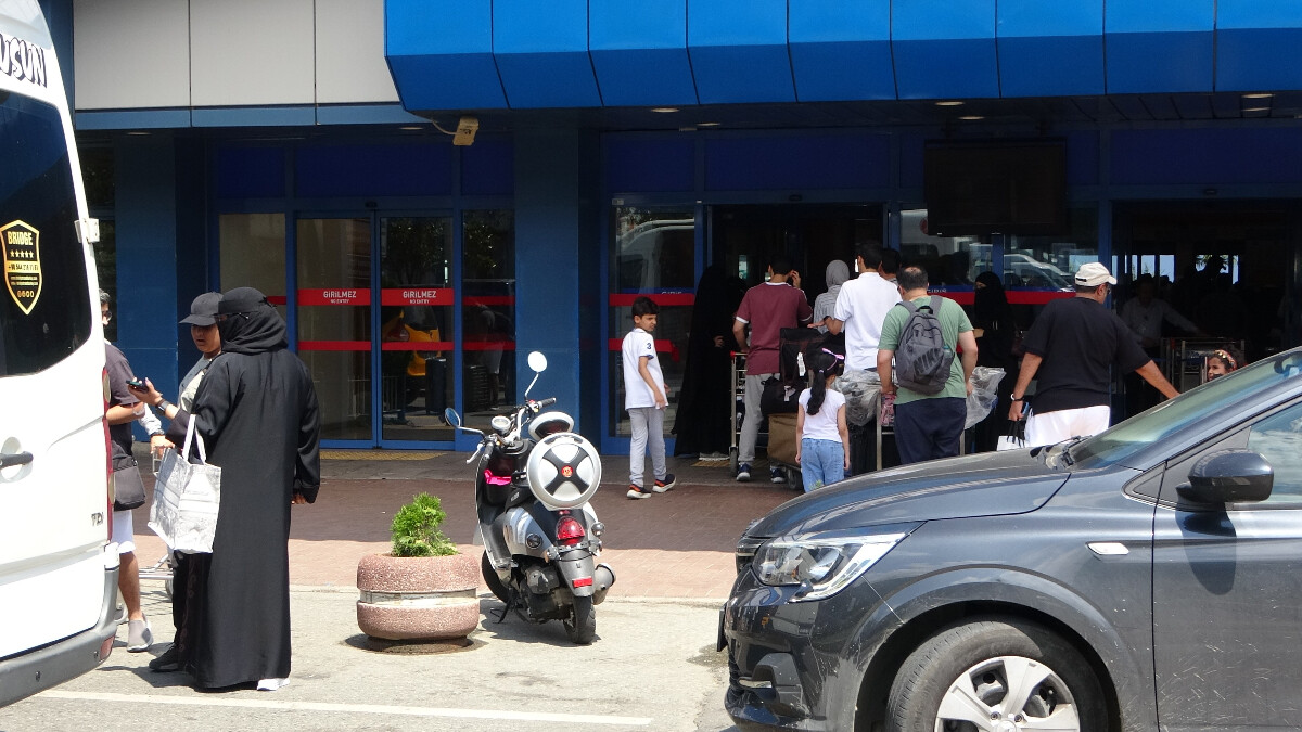 Türkiye’ye Arap turist akını! Körfez ülkelerine dönüş yolculuğu başladı