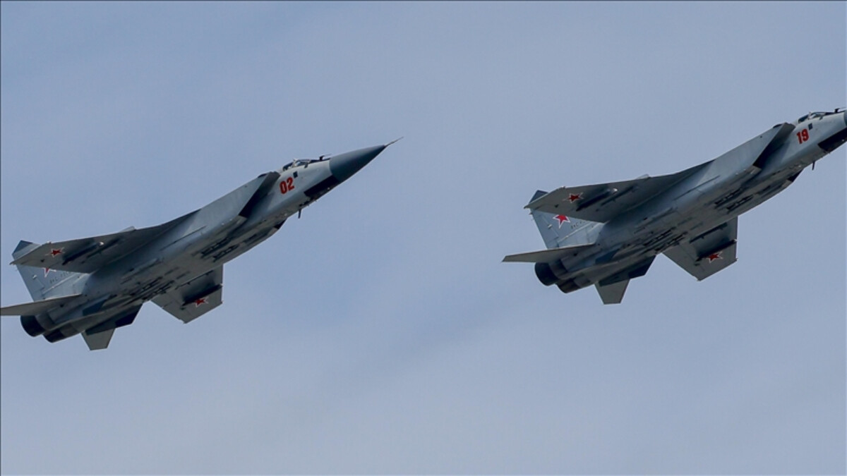 Ukrayna’da 2 savaş uçağı gökyüzünde çarpıştı, 3 pilot öldü