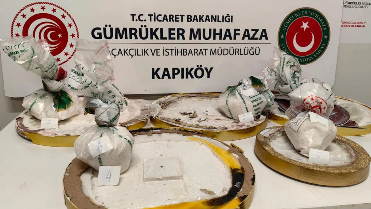 Van’da duvar saati içinde uyuşturucu bulundu