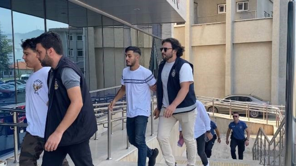 Zonguldak’ta ‘sazan sarmalı’ yöntemiyle 695 bin TL dolandırdılar