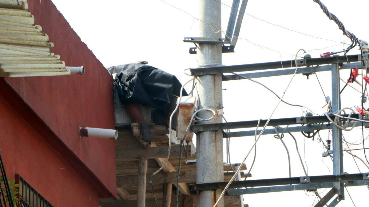 Adana’da elektrik akımına kapılan usta öldü