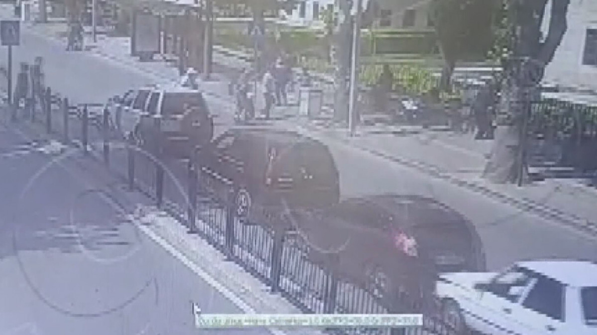 Amasya’da yayaya yol vermek için duran araçlar kaza yaptı