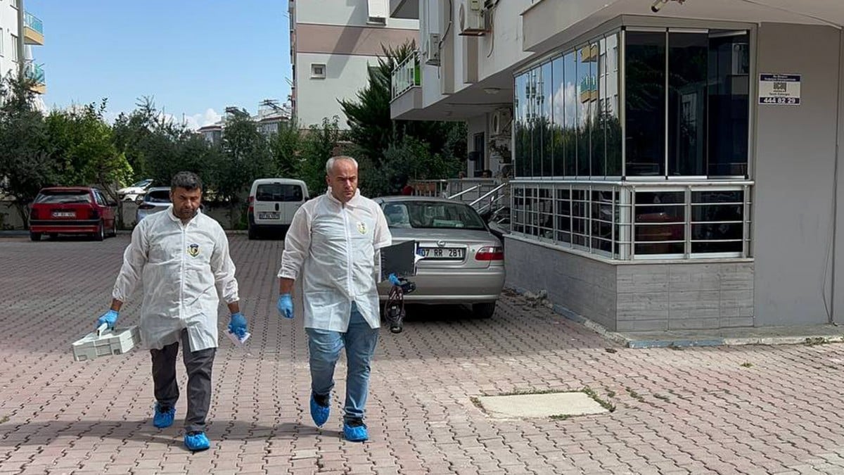 Antalya’da 9 aylık hamile kadın ölü bulundu