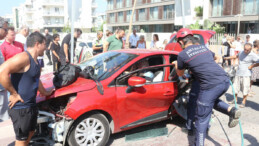 Antalya’da futbolcu Naldo’nun ailesi kaza geçirdi: 1’i ağır, 5 yaralı