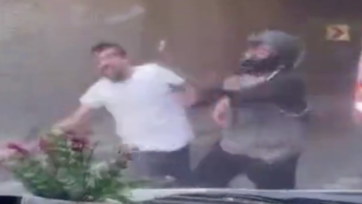 Avcılar’da ters yön krizi! Tekme tokat kavga ettiler…