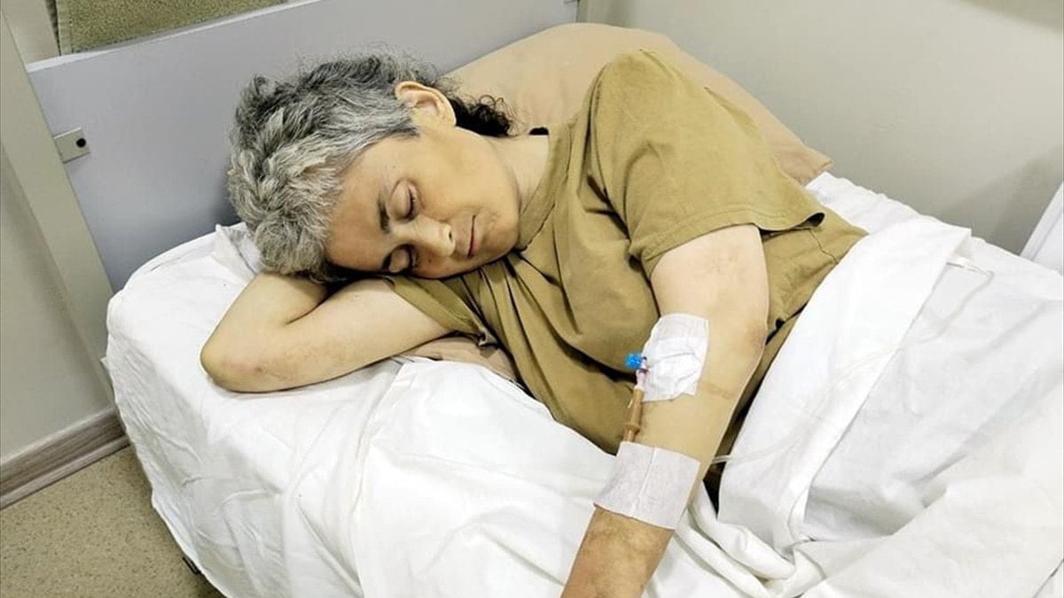 Azerbaycanlı askeri doktorlar Ermeni kadını sahip çıktı! Yaralı kadın ameliyat edildi