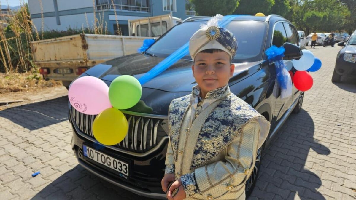 Balıkesir’de Togg sünnet arabası oldu