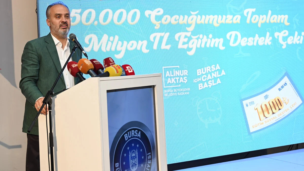 Bursa Büyükşehir Belediyesi’nden hem öğrenciyi hem esnafı mutlu edecek destek