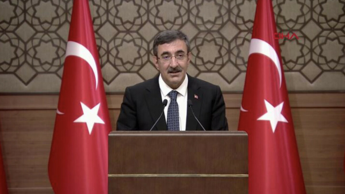 Cevdet Yılmaz duyurdu: Yurt dışı burslarına zam