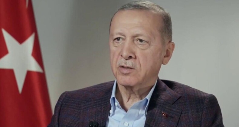 Cumhurbaşkanı Erdoğan, ABD’li sunucuya tepki gösterdi: Saygı duyacaksın