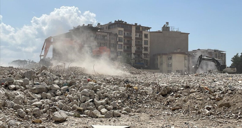 Deprem bölgesinde kullanılacak inşa faaliyeti eşyasının ithaline esneklik