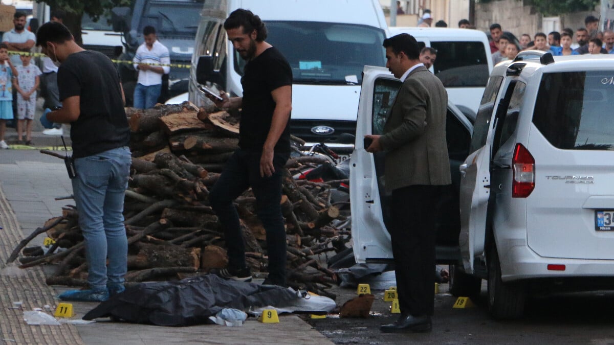Diyarbakır’da husumetli kavgası: 3 ölü, 1 yaralı
