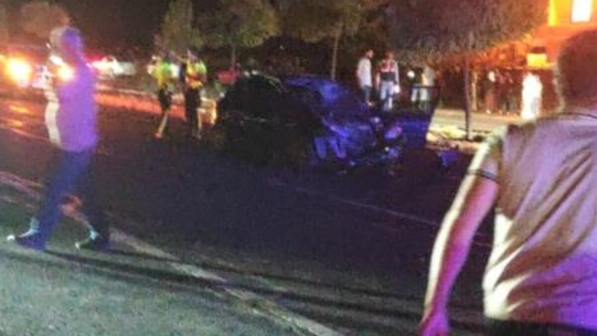 Diyarbakır’da taziyeden çıkanlara otomobil çarptı: 2 ölü 2 ağır yaralı