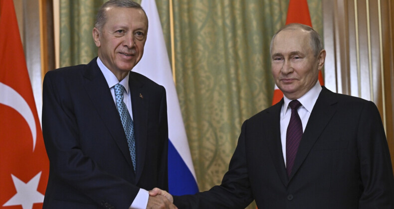 Dünya, Soçi’de düzenlenen Erdoğan – Putin zirvesine kilitlendi