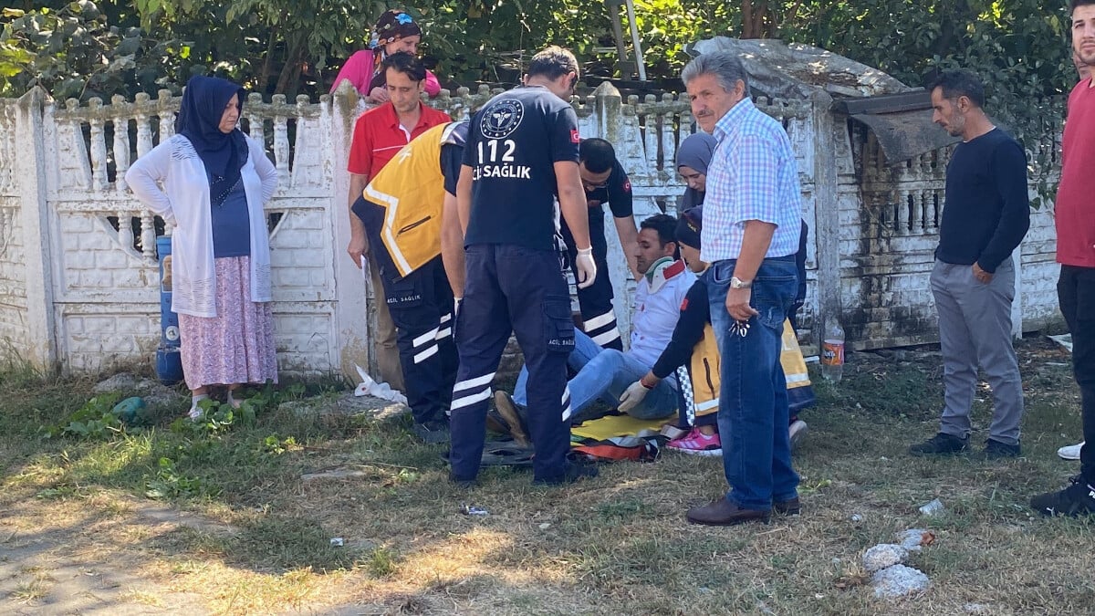 Düzce’de sürücü adayının aracına arkadan gelen kamyon çarptı