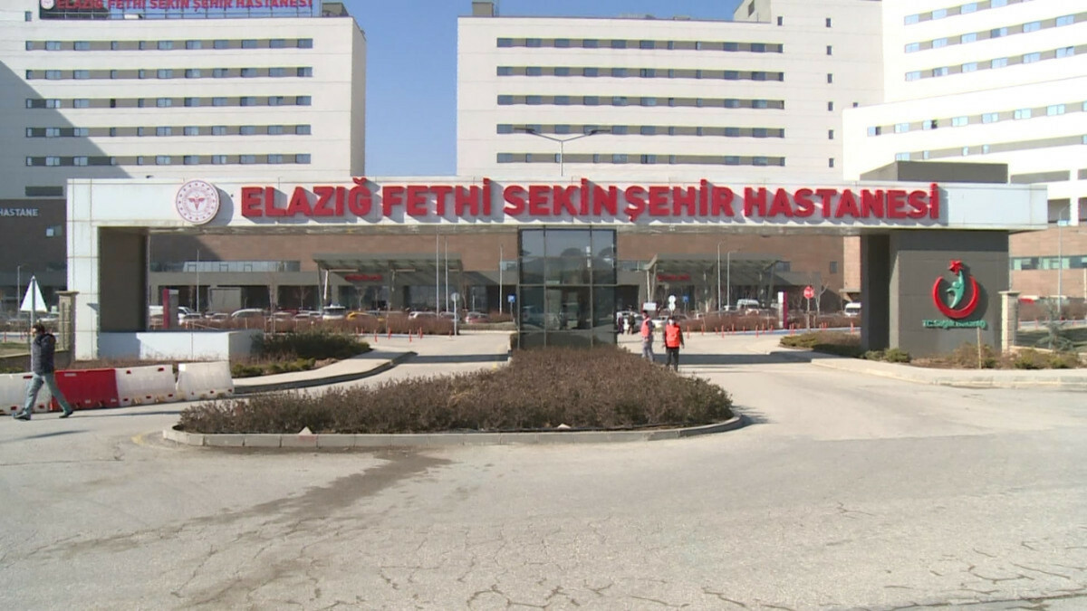 Elazığ’da fıstık ezme makinesine elini kaptıran çocuğun 5 parmağı koptu