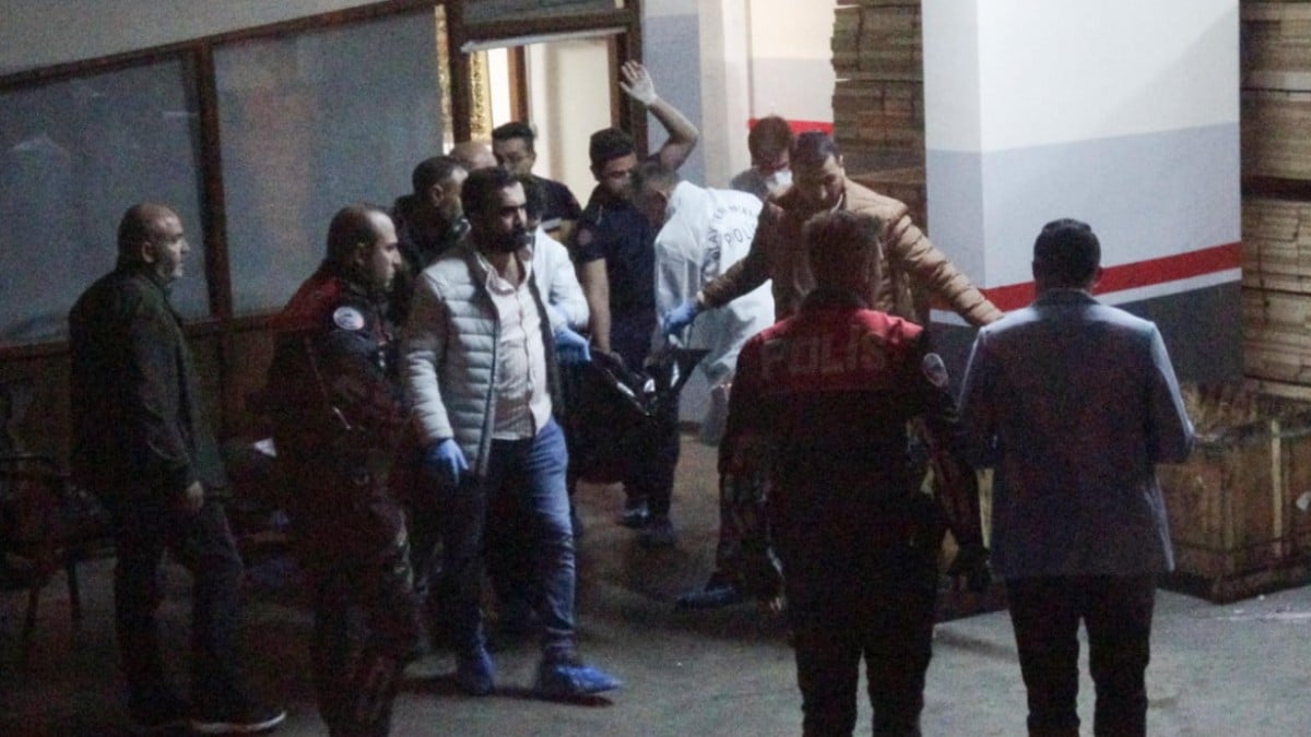 Erzurum’da bir kişi kazara arkadaşını tüfekle vurarak öldürdü