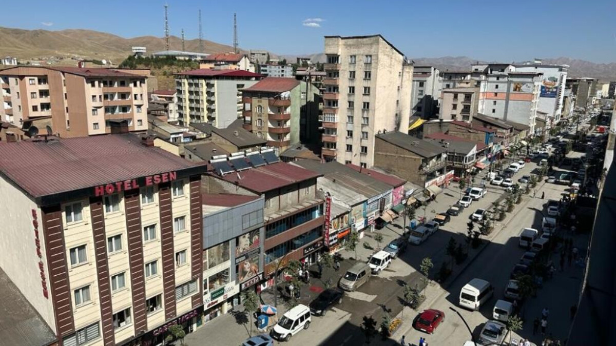 Irak Kerkük’teki 4.8 büyüklüğündeki deprem Hakkari’de hissedildi