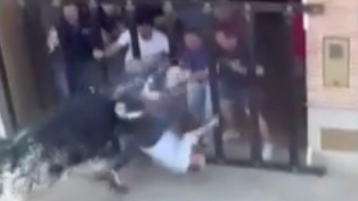 İspanya’daki boğa koşusunda 1 kişi öldü