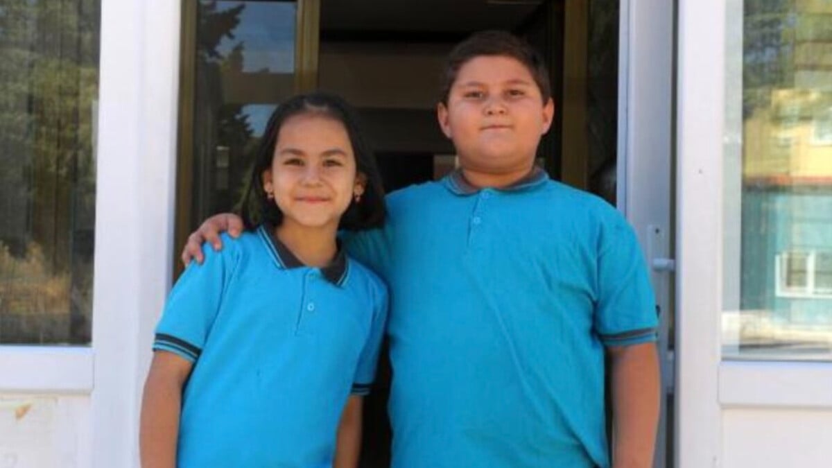 Isparta’da lkokul öğrencisi dayı-yeğen aynı sınıfta okuyor