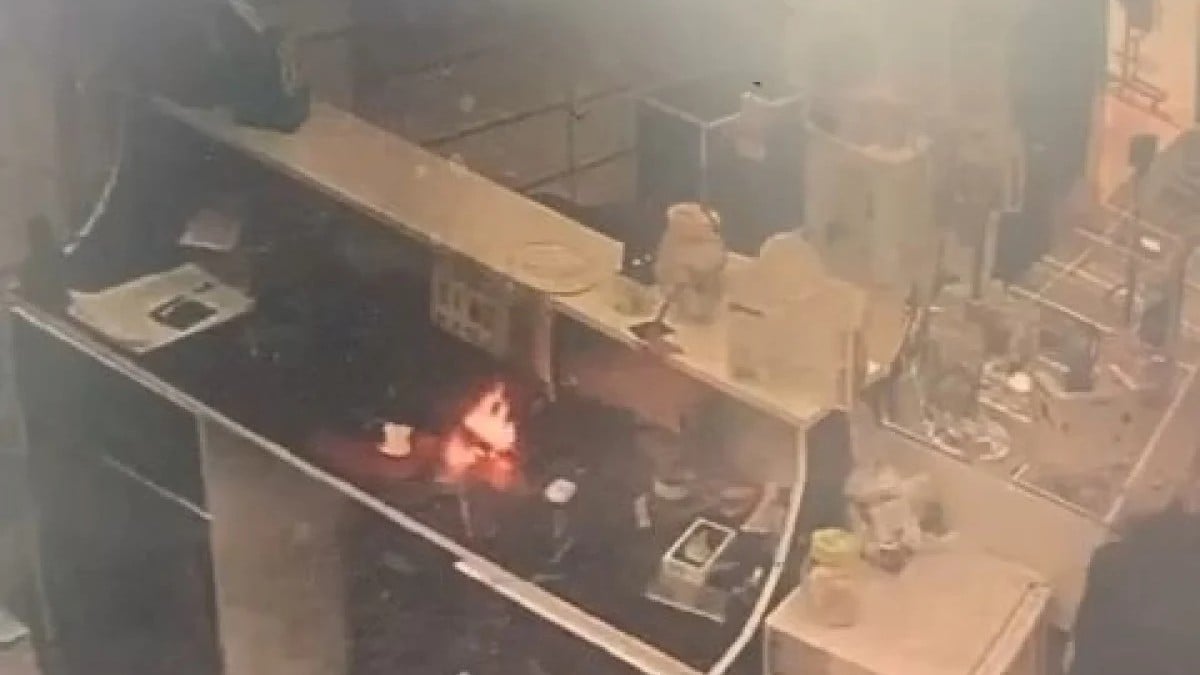 İstanbul’da bataryası değişen telefon bomba gibi patladı