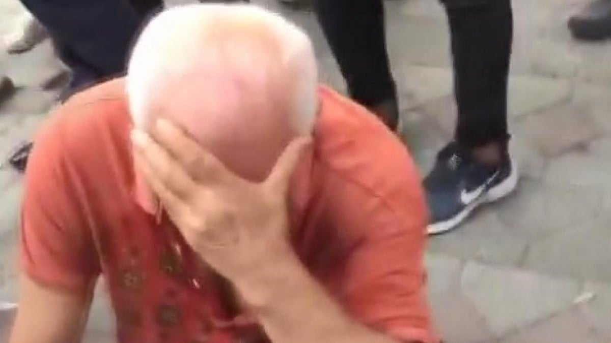 İstanbul’da cep telefonuyla kadının fotoğraflarını çeken tacizciye meydan dayağı