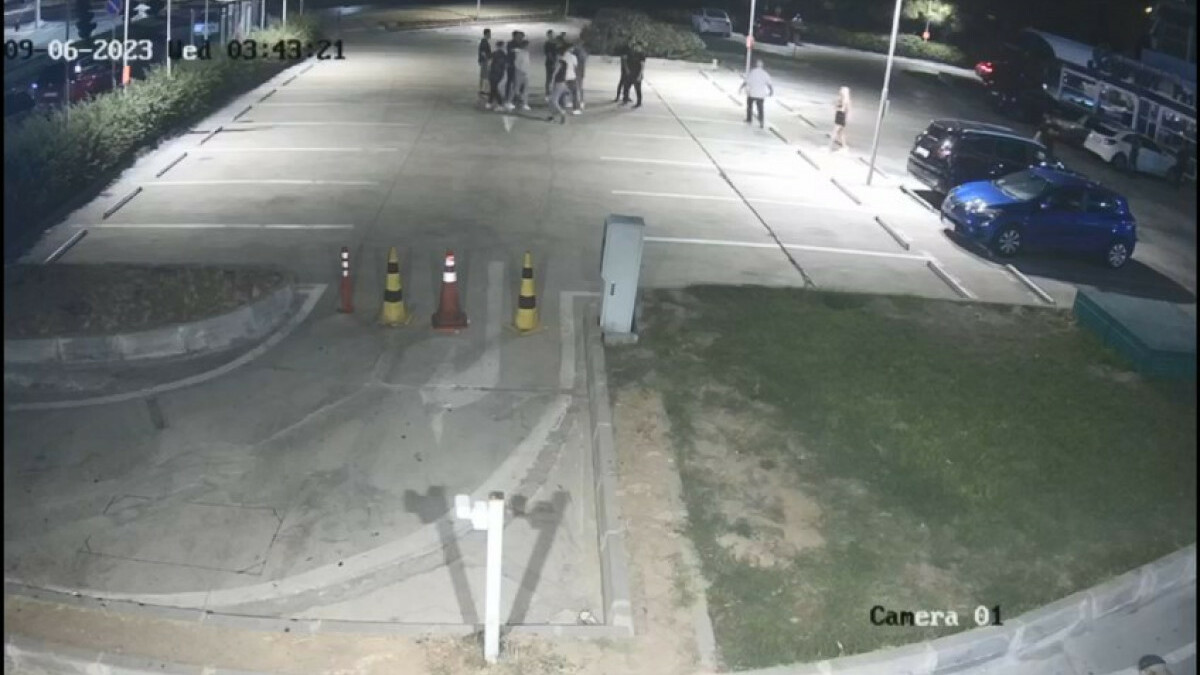 İstanbul’da eğlence mekanına alınmayan alkollü müşteriler olay çıkardı