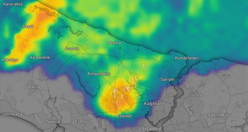 İstanbul’da sağanak yağış radar görüntüsüne de yansıdı